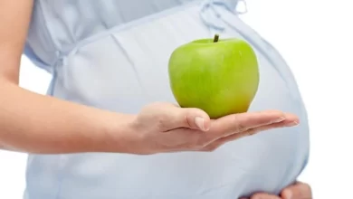 تناول التفاح أثناء الحمل